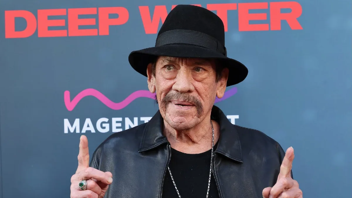 trejo clarifies stance on immigration in ice film