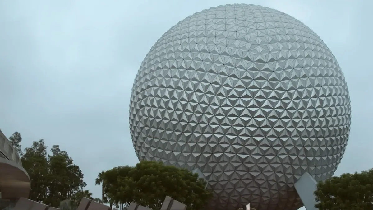 disney world warns against exiting ride boats